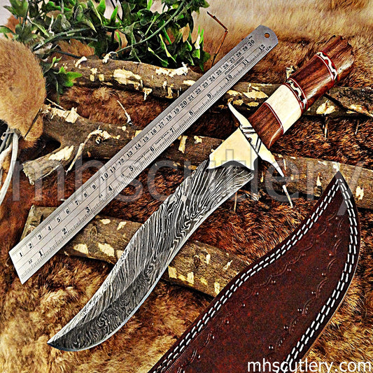 Custom Made Damascus Steel Hunter Bowie Knife With Brass Clip