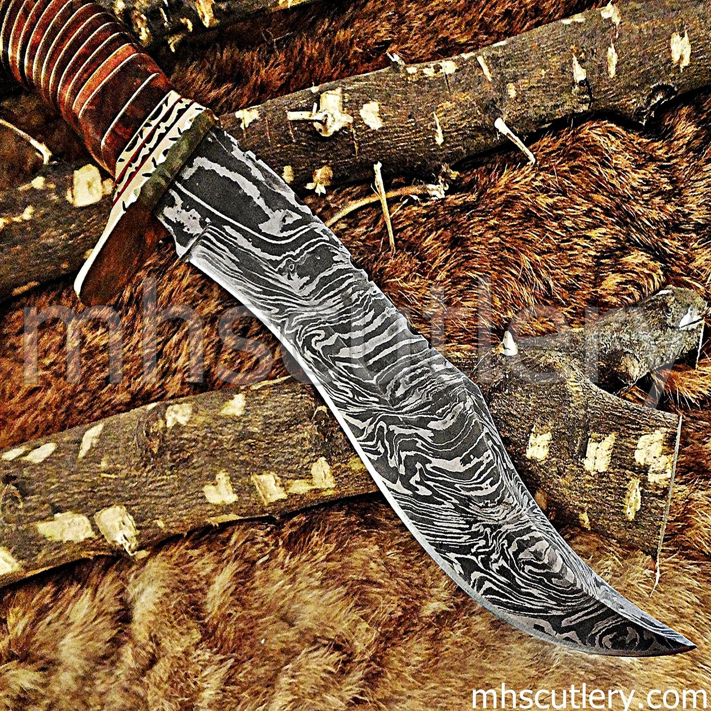 Hand Forged Damascus Steel Bowie Hunting Knife / Fancy Handle