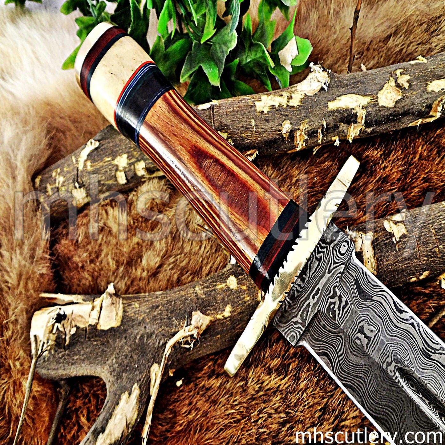 Custom Hand Forged Damascus Steel Hunter Dagger Knife