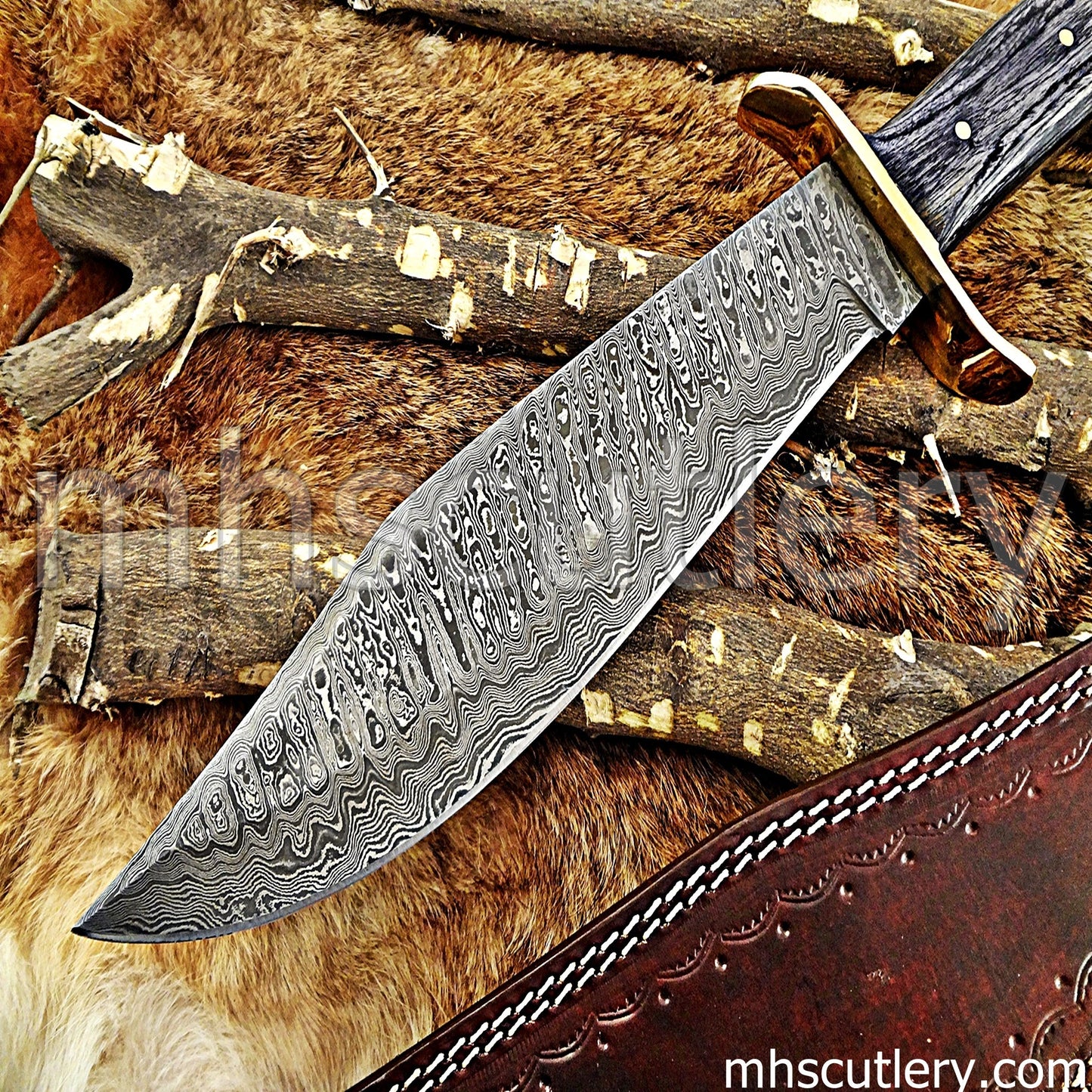 Damascus Steel Classic Hunters Bowie Knife