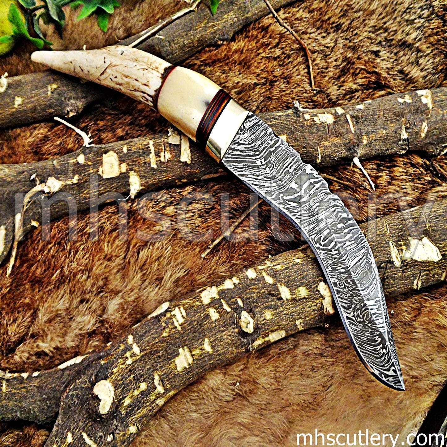 Handmade Damascus Steel Hunting Kukri With Antler Handle