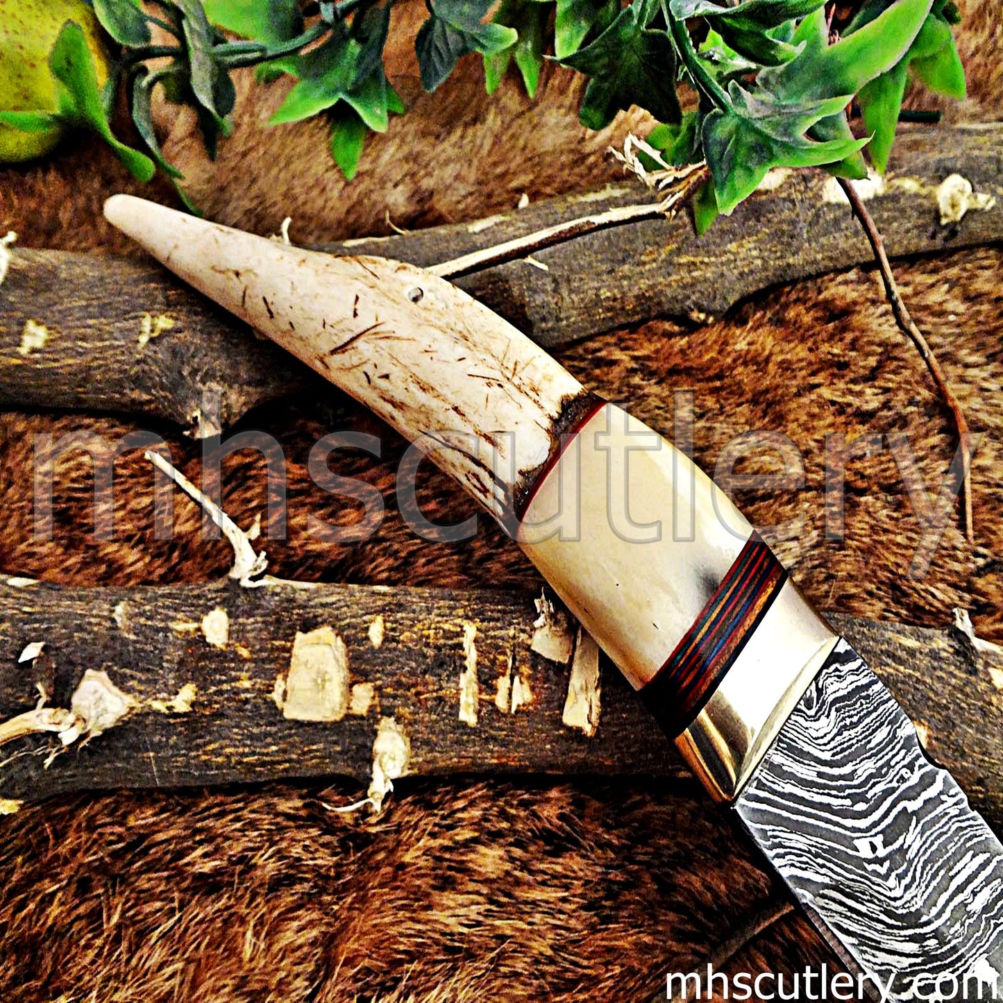 Handmade Damascus Steel Hunting Kukri With Antler Handle