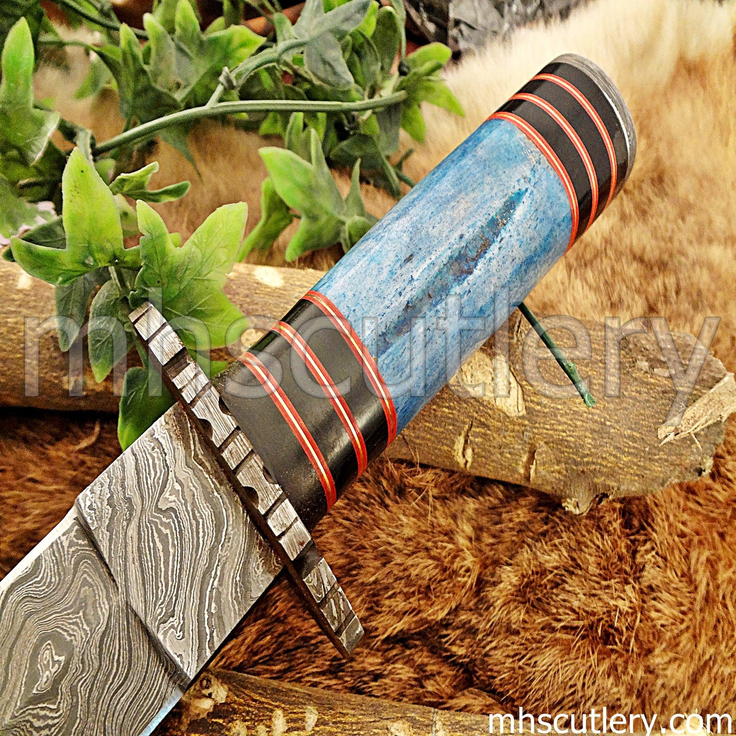 Hand Forged Damascus Steel Combat Dagger Knife