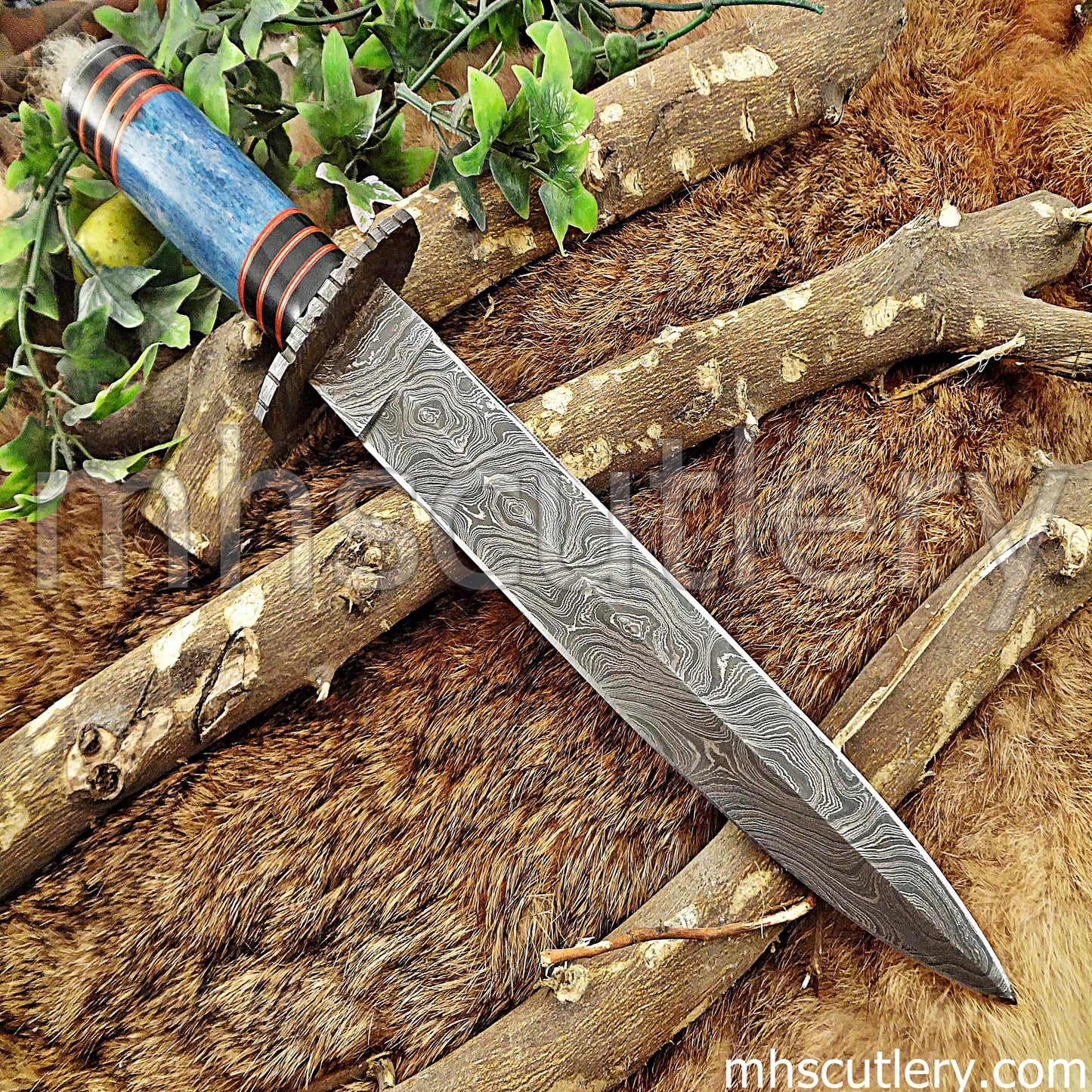 Hand Forged Damascus Steel Combat Dagger Knife