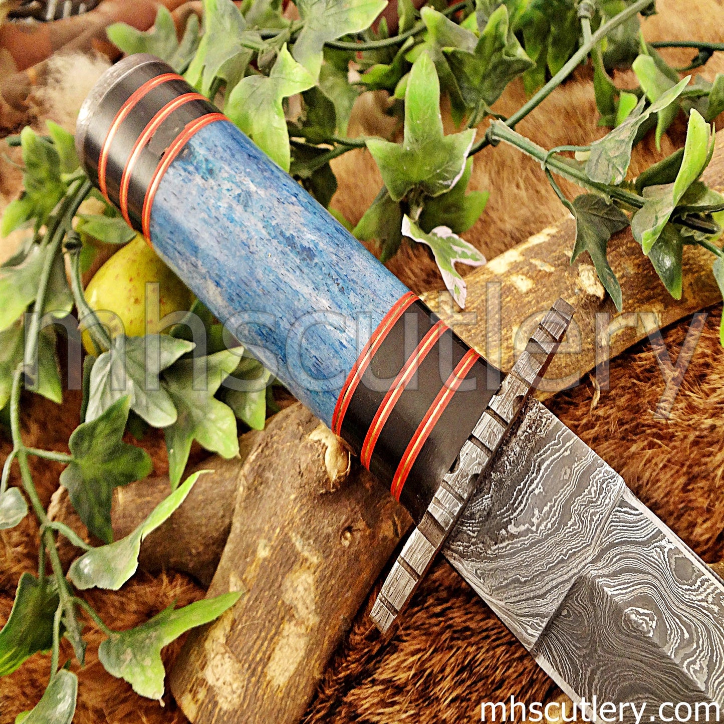 Hand Forged Damascus Steel Combat Dagger Knife