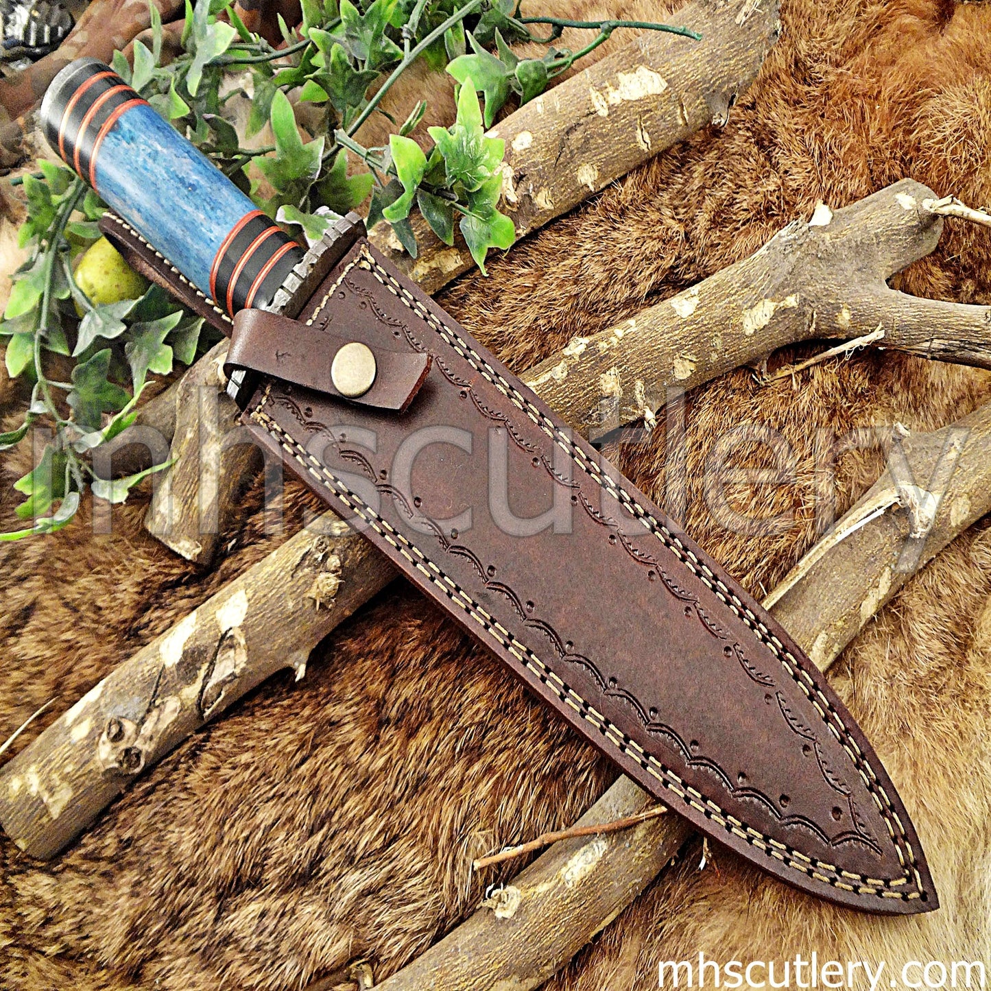 Hand Forged Damascus Steel Combat Dagger Knife