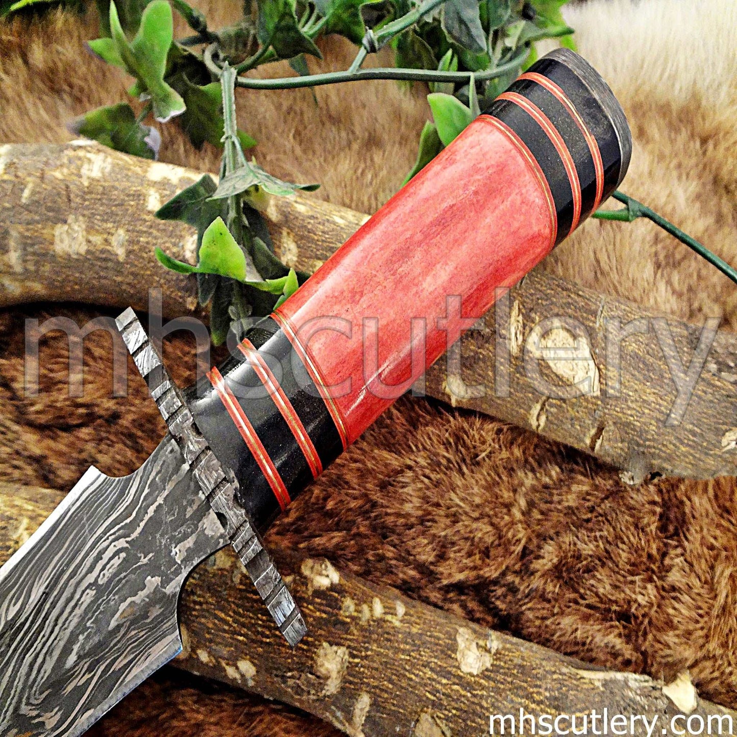 Custom Hand Forged Damascus Steel Hunters Dagger