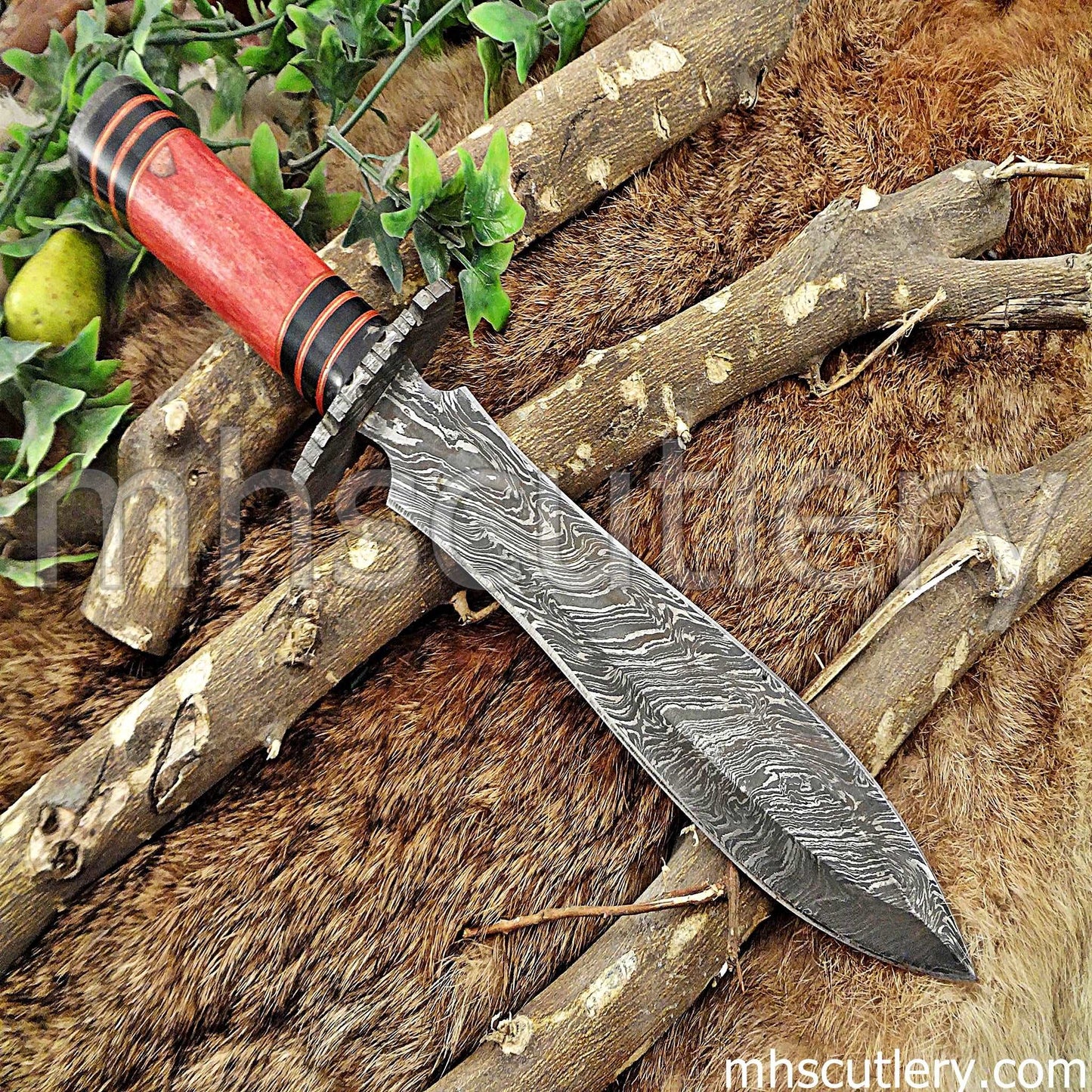 Custom Hand Forged Damascus Steel Hunters Dagger