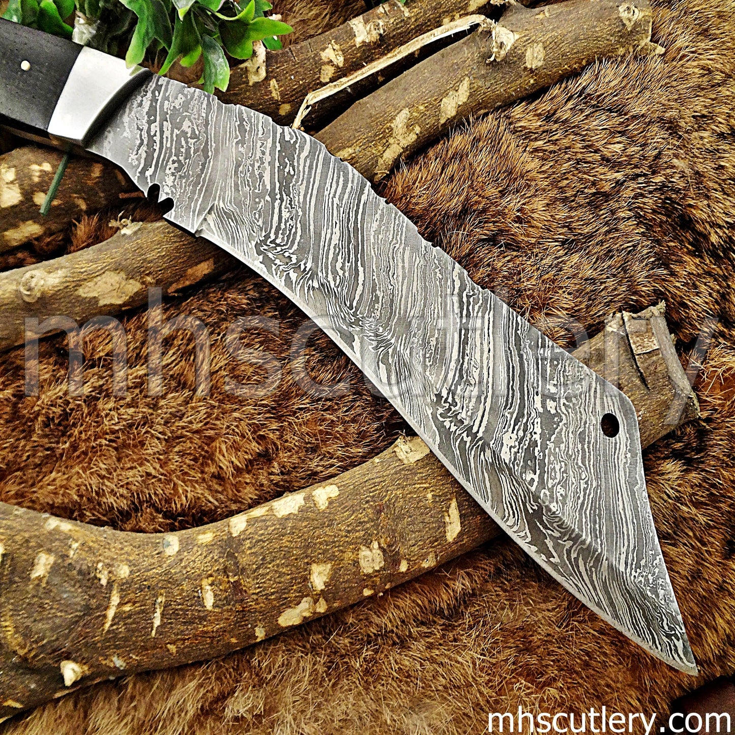 Damascus Steel Kukri Machete Knife / Bull Horn Handle