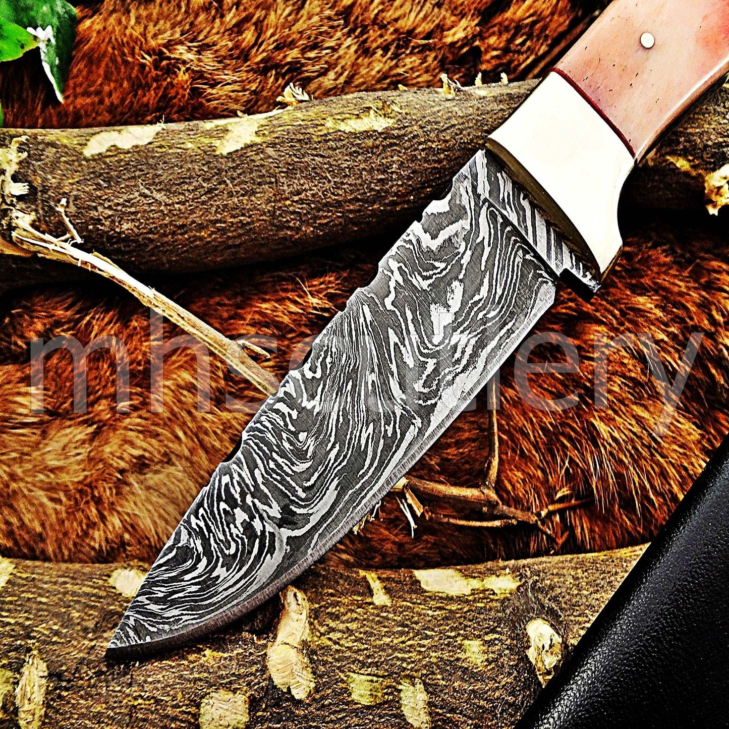 Custom Hand Forged Damascus Steel Hunter Skinner Knife / Pink Handle