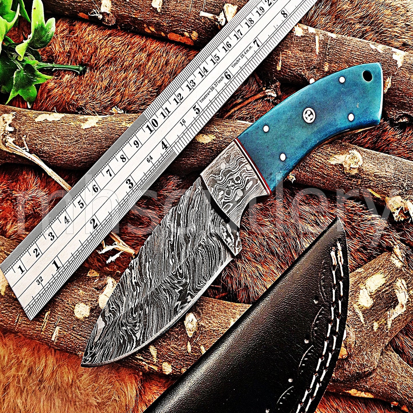 Damascus Steel Fixed Blade Hunting Skinner Knife / Bone Handle