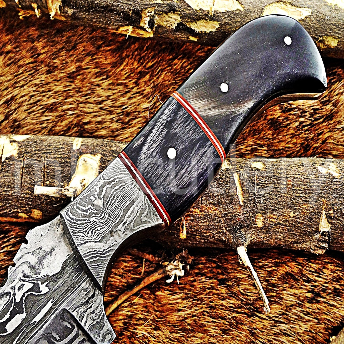 Damascus Steel Tanto Fixed Blade Hunter Skinner Knife / Bull Horn Handle