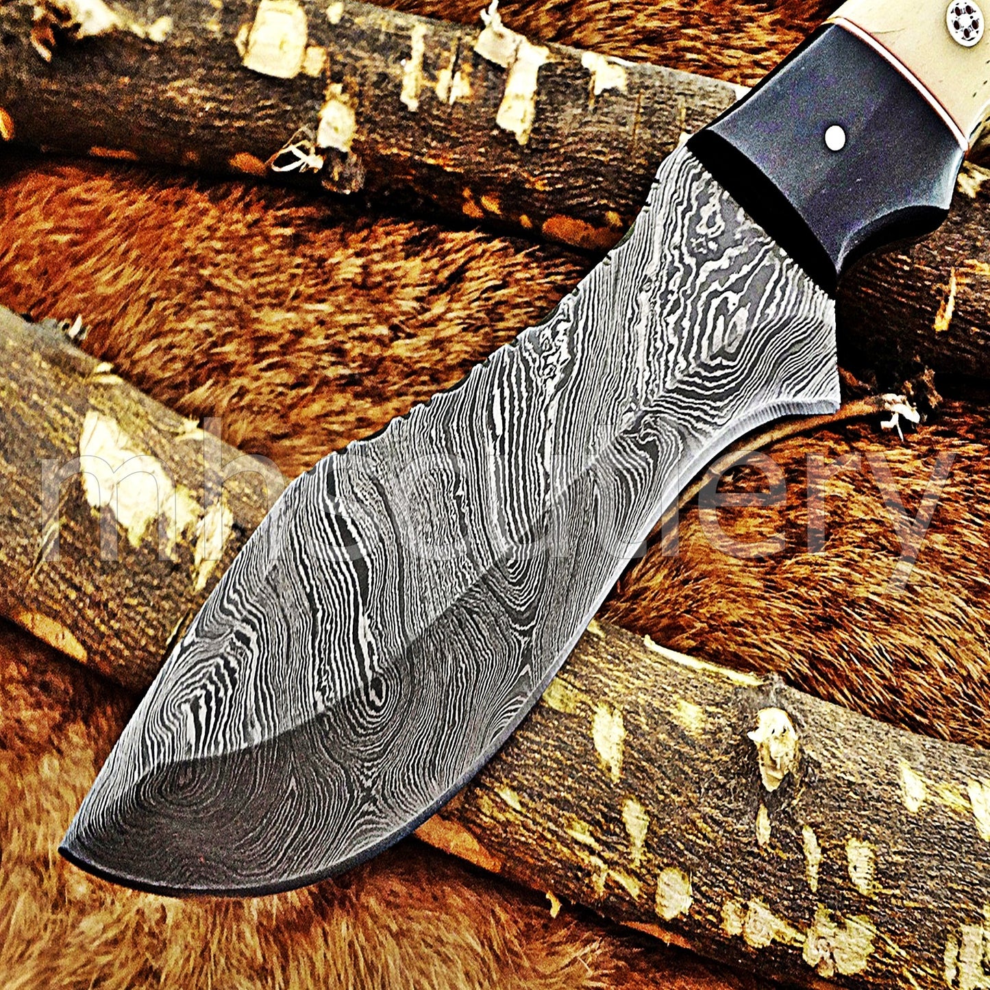 Custom Made Damascus Steel Tactical Hunter Skinning Knife