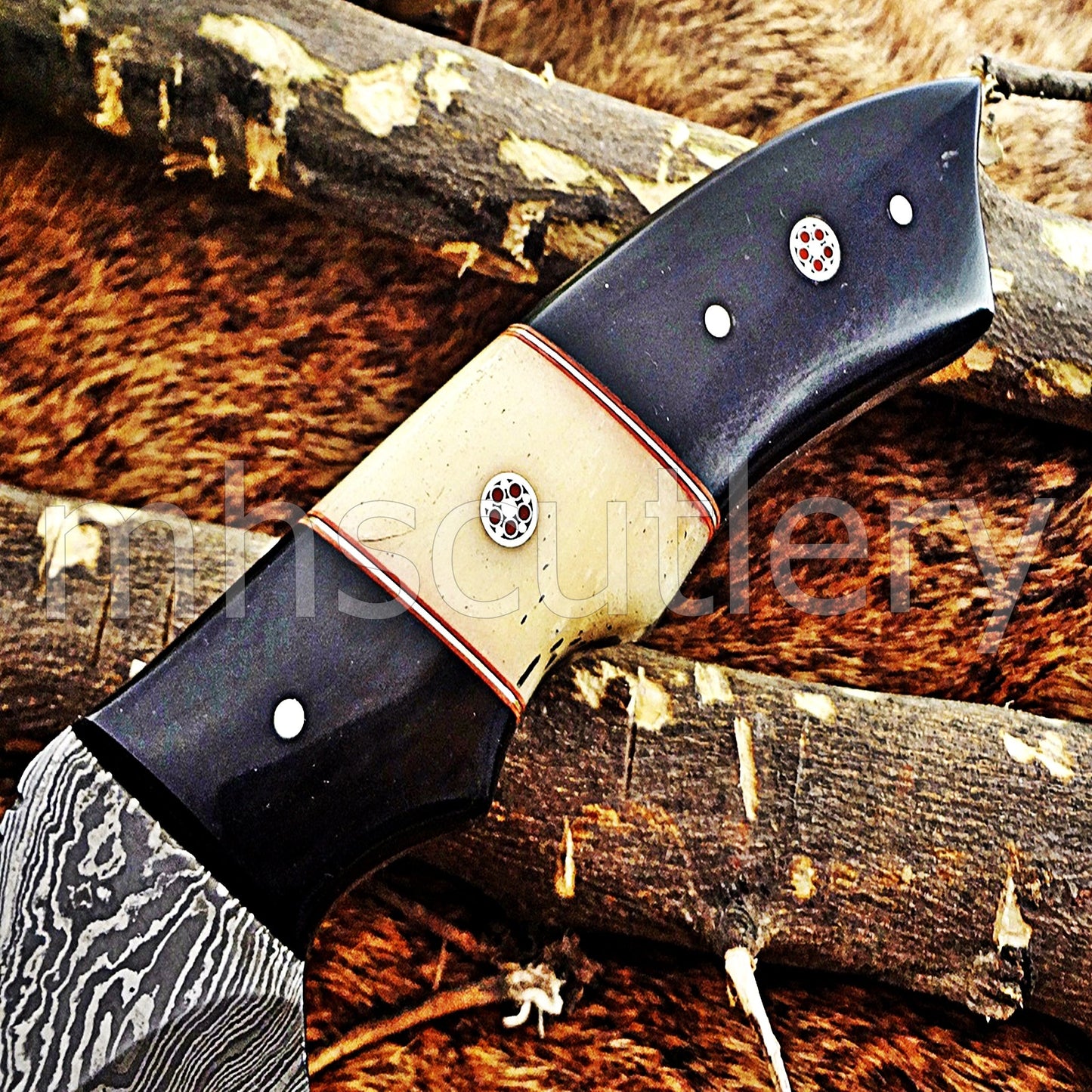 Custom Made Damascus Steel Tactical Hunter Skinning Knife