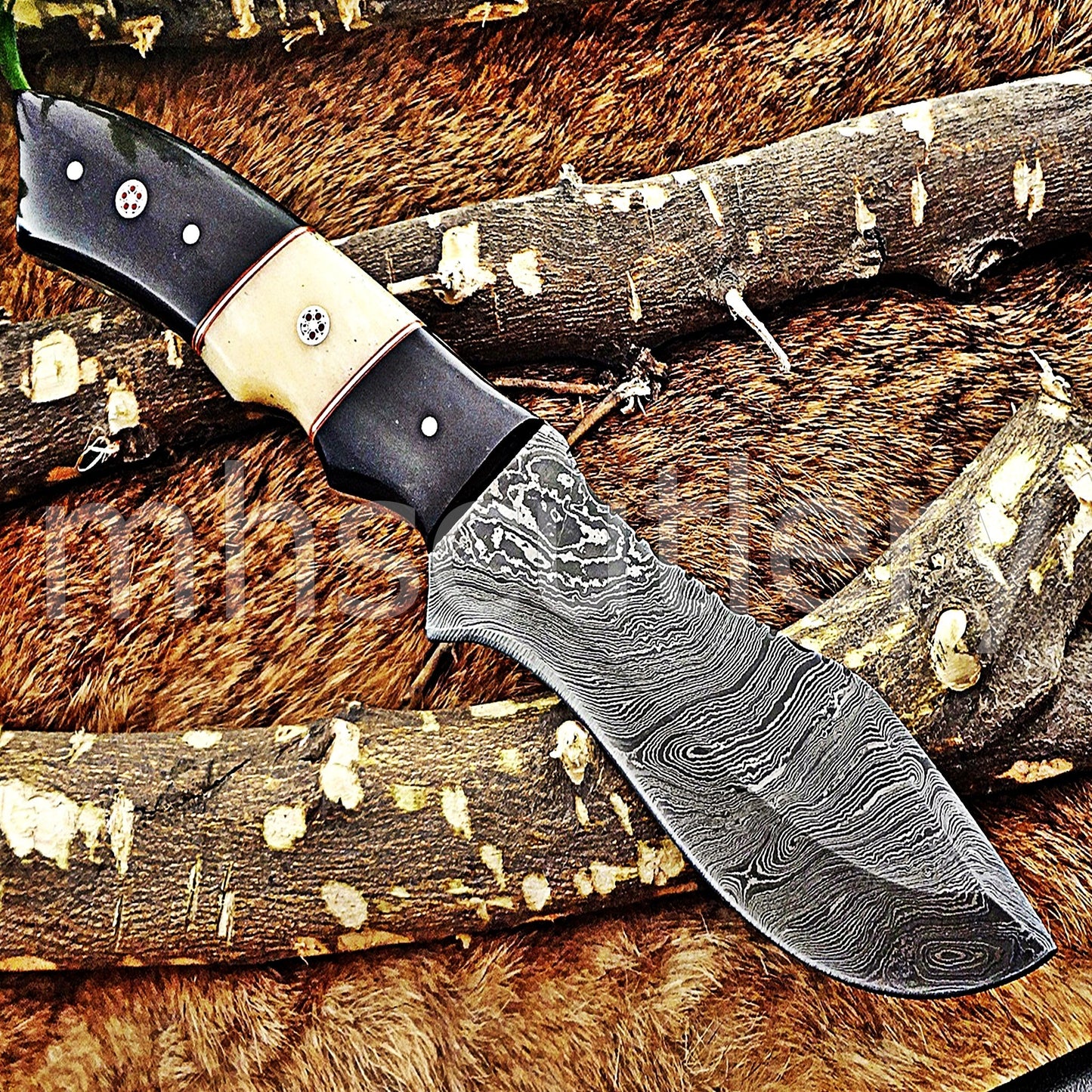 Custom Made Damascus Steel Tactical Hunter Skinning Knife