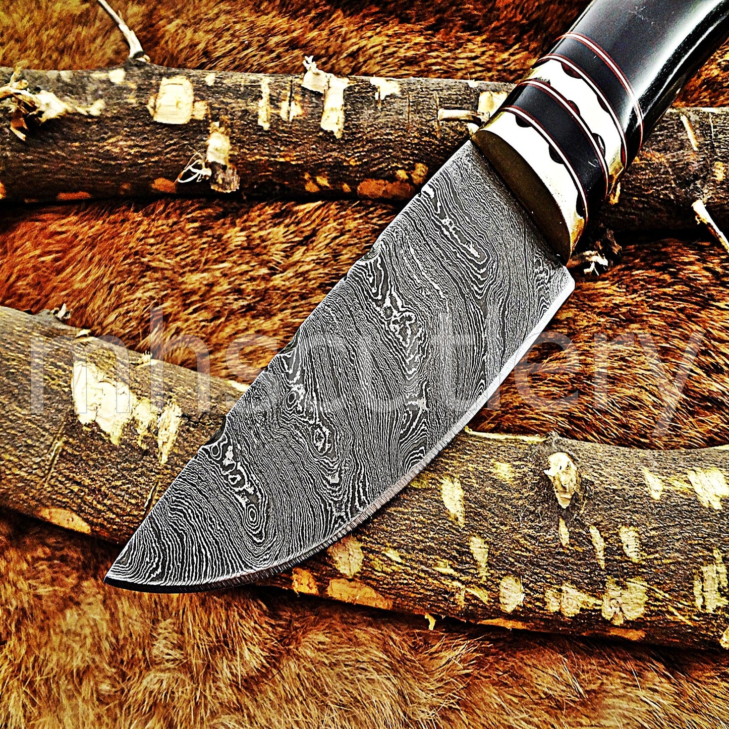 Damascus Steel Rat Tail Skinning Knife / Bull Horn Handle