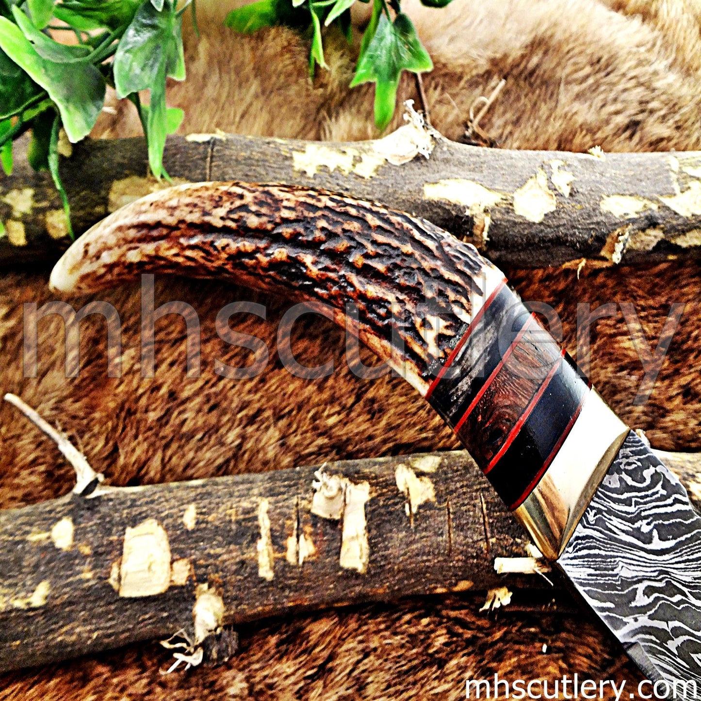 Handmade Damascus Steel Hunting Kukri Knife With Antler Handle