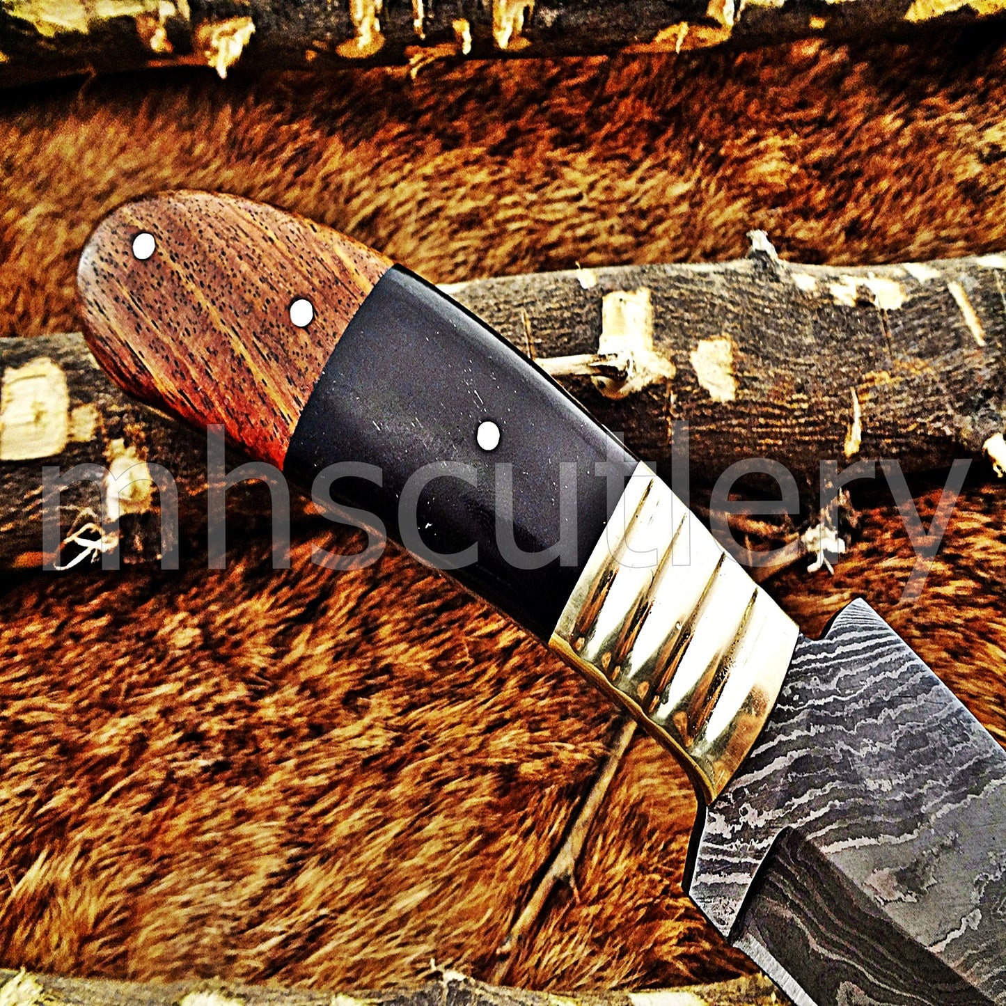 Custom Made Damascus Steel Fancy Hunter Skinning Knife