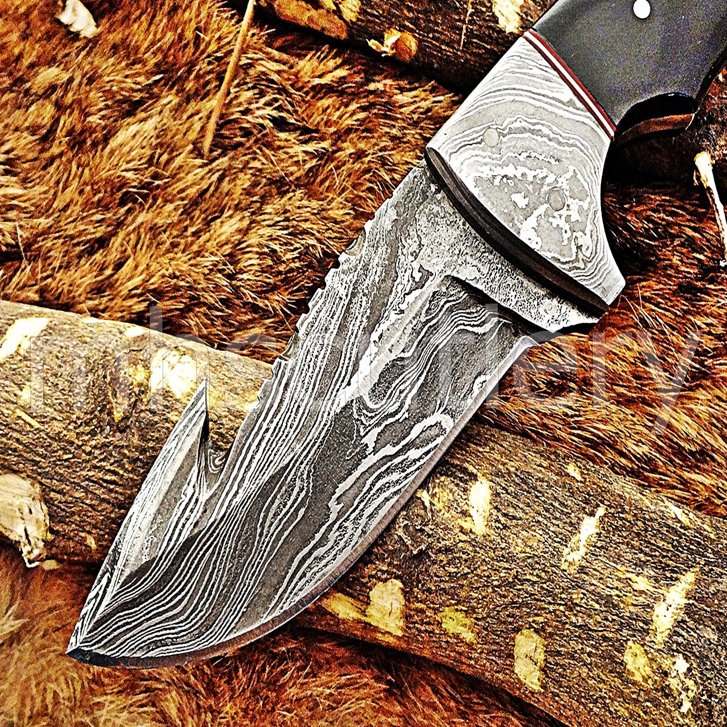 Damascus Steel  Gut Hook Skinner Knife / Bull Horn Handle