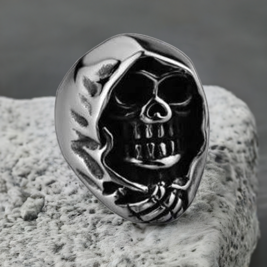 R172 Stainless Steel Hooded Skull Biker Ring