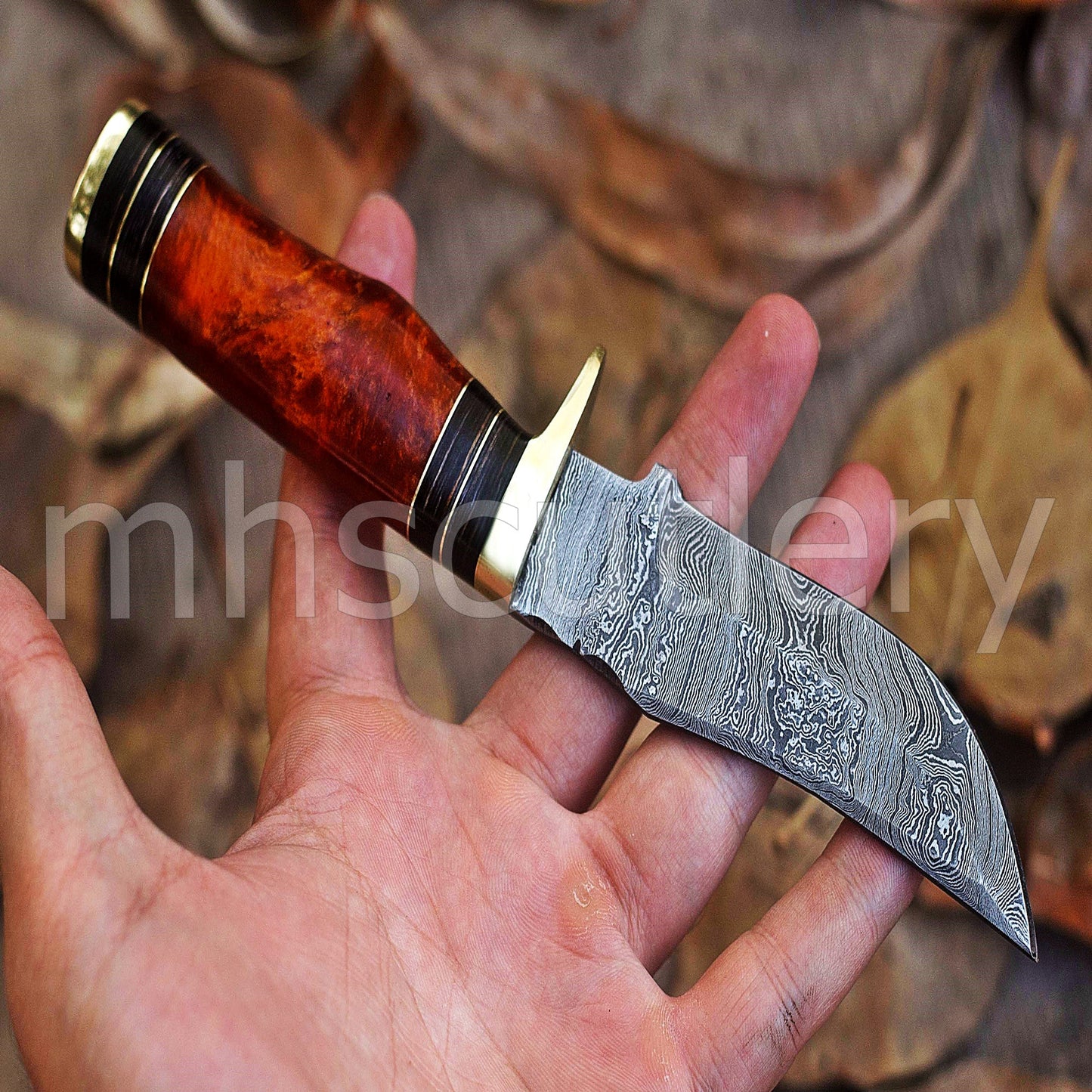 Handmade Skinner Damascus Steel Knife With Resin handle