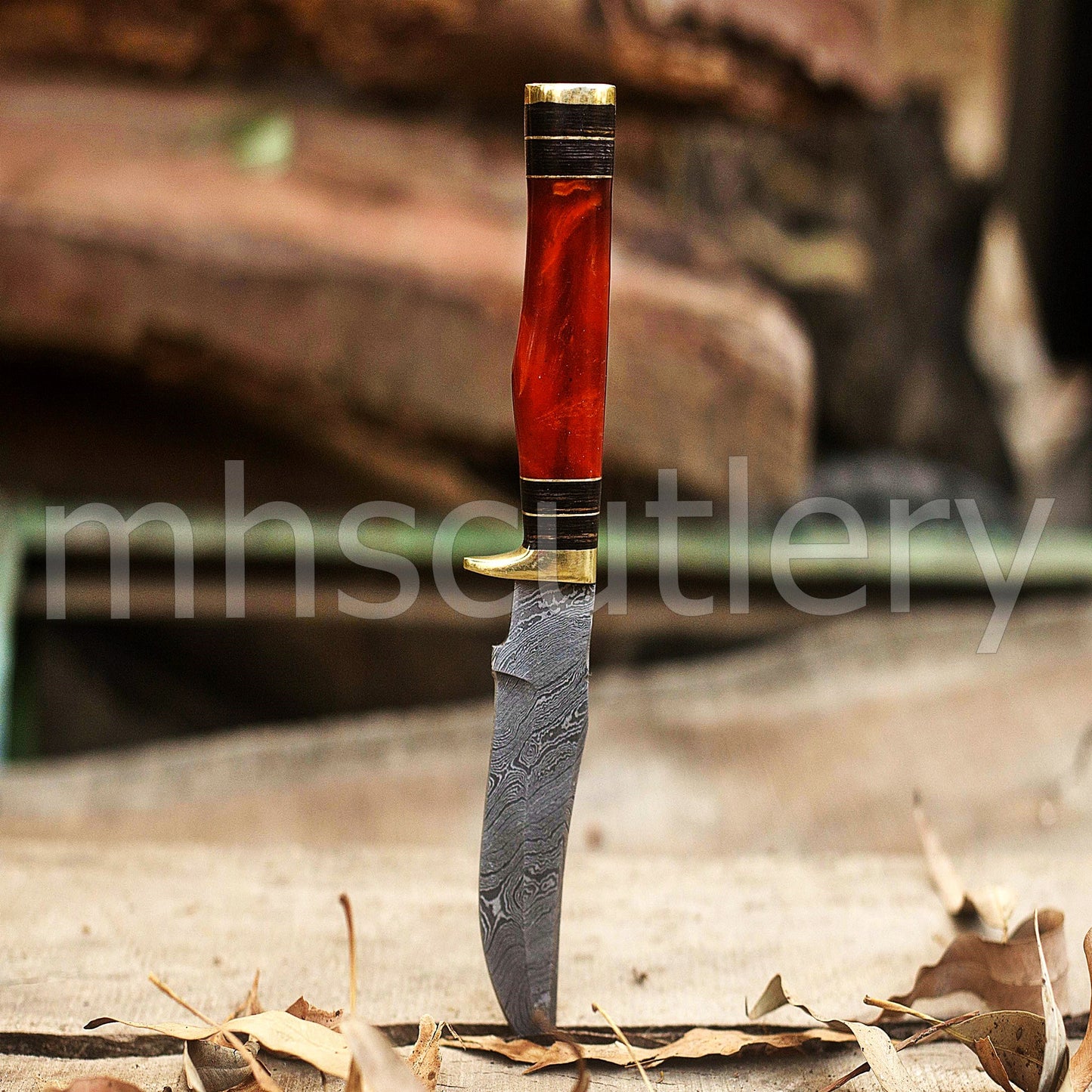 Handmade Skinner Damascus Steel Knife With Resin handle