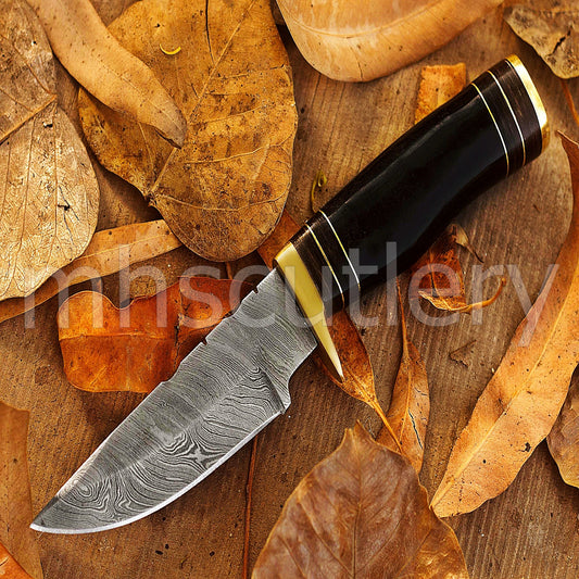 Custom Handmade Damascus Steel Skinner Knife With Bull Horn Handle