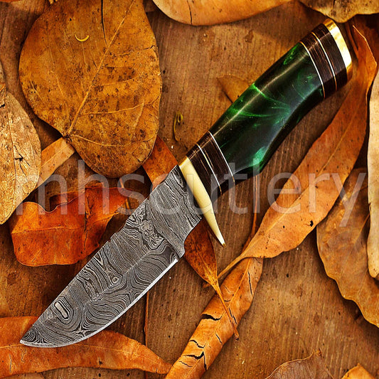 Custom Hand Forged Damascus Steel Hunter Skinner Knife With Resin Handle