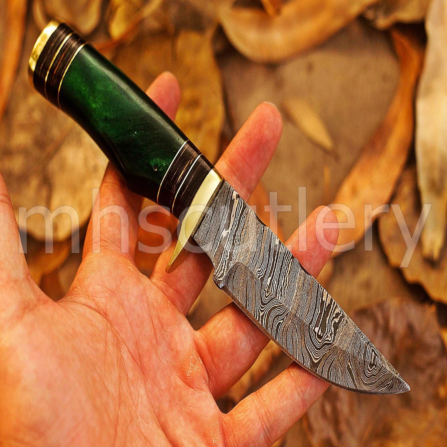 Custom Hand Forged Damascus Steel Hunter Skinner Knife With Resin Handle