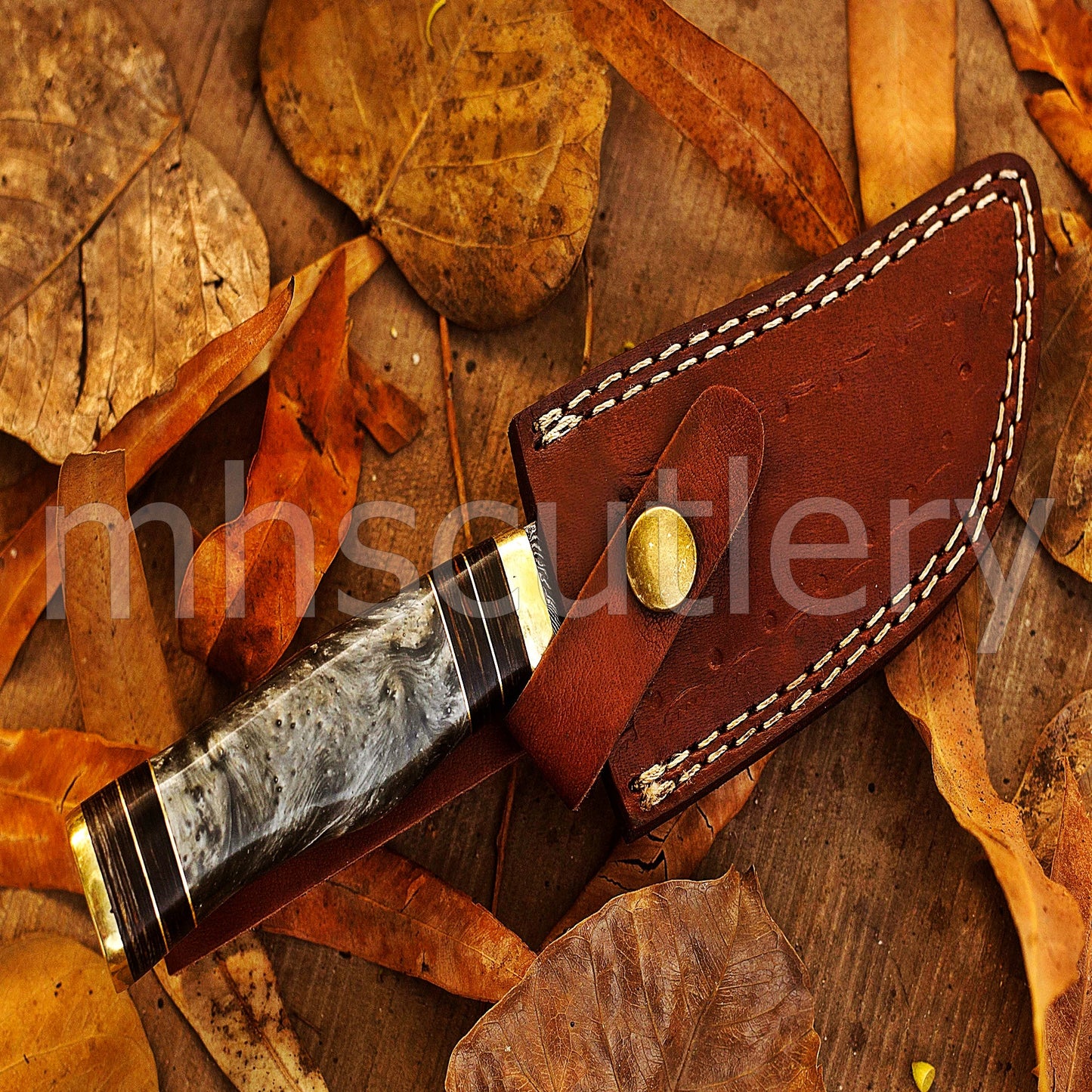 Hand Forged Damascus Steel Skinner Hunting Knife With Resin Handle