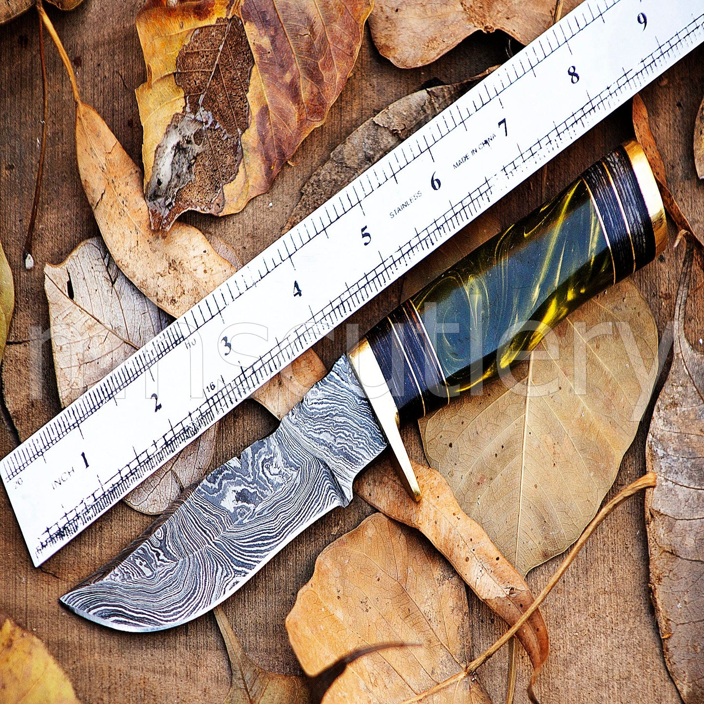 Damascus Steel Hunting Skinner Knife With Resin Handle