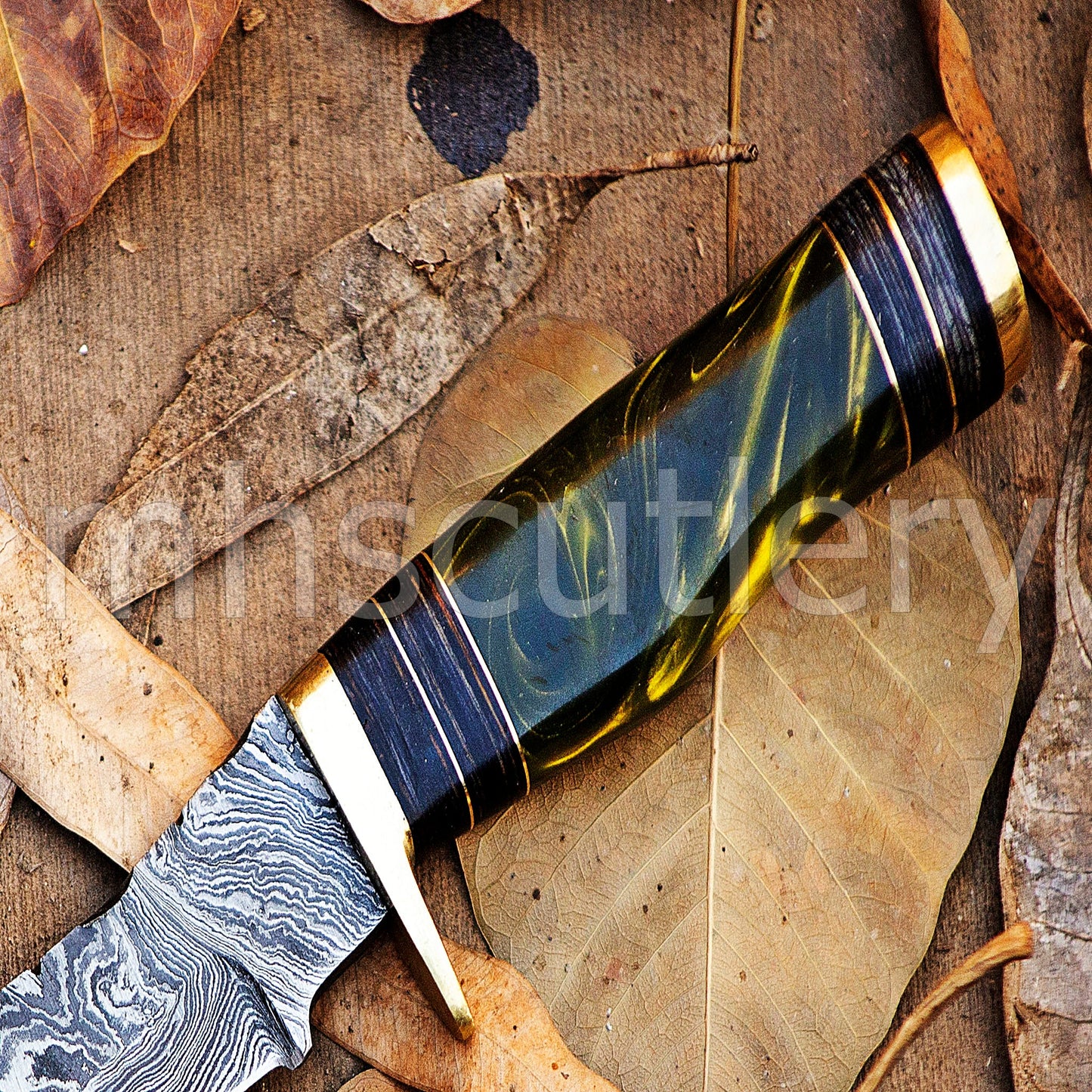 Damascus Steel Hunting Skinner Knife With Resin Handle