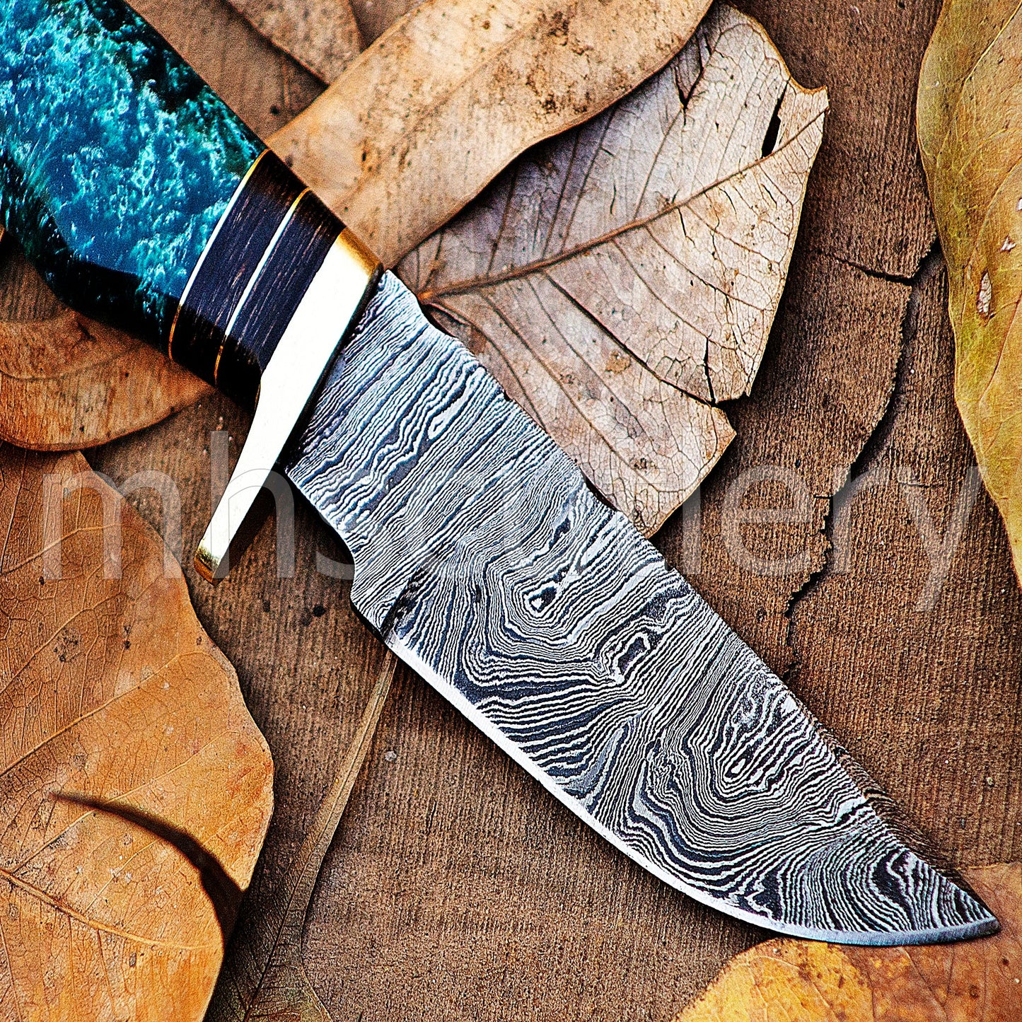 Damascus Steel Skinning Knife Rat-Tail With Resin Handle