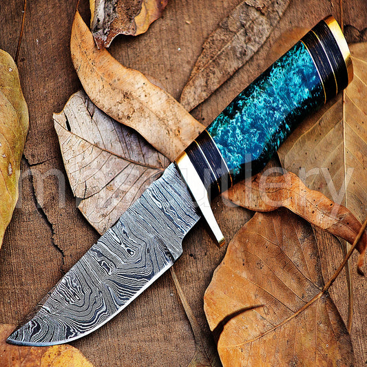 Damascus Steel Skinning Knife Rat-Tail With Resin Handle