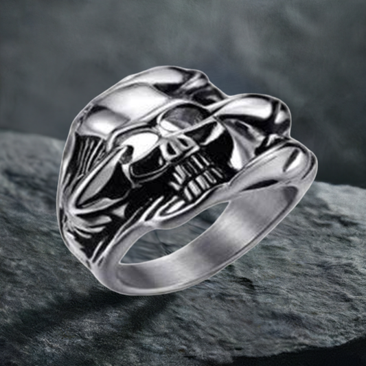 R105 Stainless Steel Skull and Talon Biker Ring