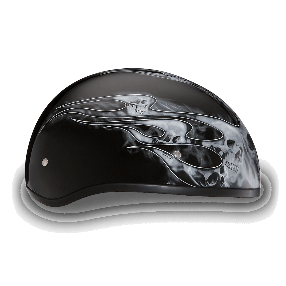 D6-SFS D.O.T. DAYTONA SKULL CAP - W/ SKULL FLAMES SILVER 1/2 Shell Helmets Virginia City Motorcycle Company Apparel 