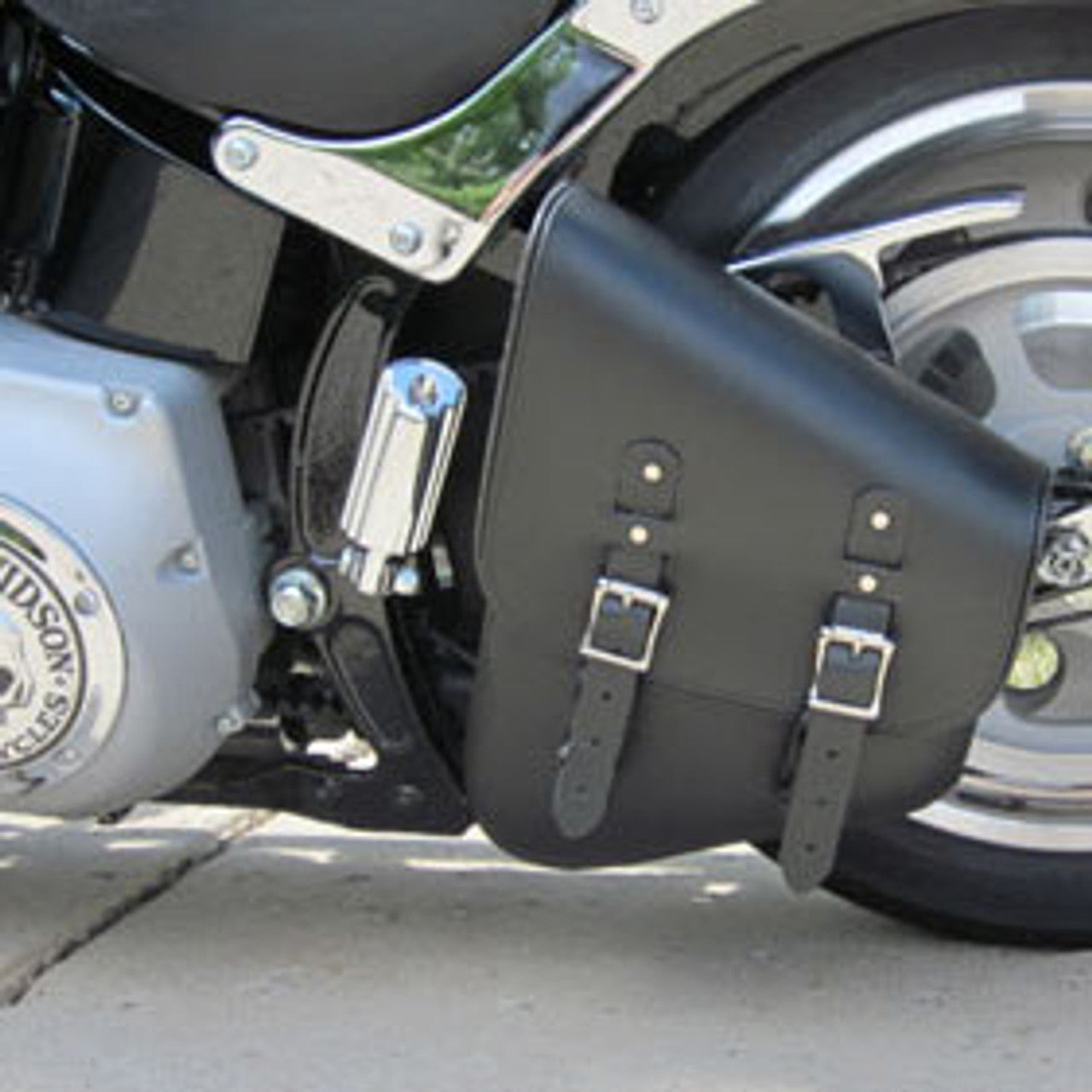 DS5012R  Swing Arm Bag - PU Leather - Gun Holster - Right Side Swingarm Bags Virginia City Motorcycle Company Apparel 